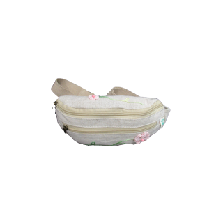 Bolsa de barriga com bordado e croche